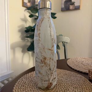 S'WELL Stainless Steel Water Bottle 750ml Hot/Cold in Calacatta Gold Brand New